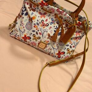 Dooney & Bourke *AP* 2019 EPCOT INTERNATIONAL FLOWER AND GARDEN FESTIVAL